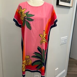 NWOT- SHEIN hot pink short  sleeve dress with flowers. Size L